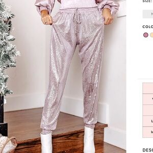 “Maelynn Joggers”